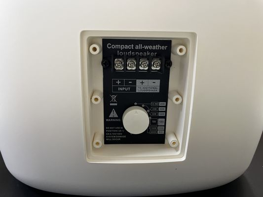 स्टेनलेस स्टील बाड़े के साथ 150W 8Ohms वेदरप्रूफ स्टेडियम हॉर्न स्पीकर